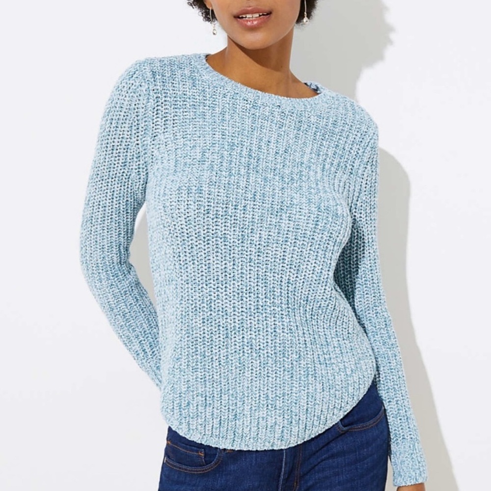 🌷Loft light blue/white marled knit crewneck sweater. Size S.